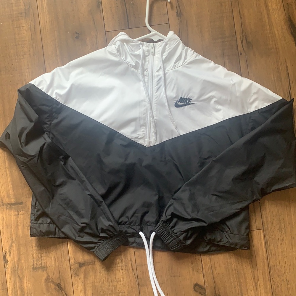 Nike windbreaker